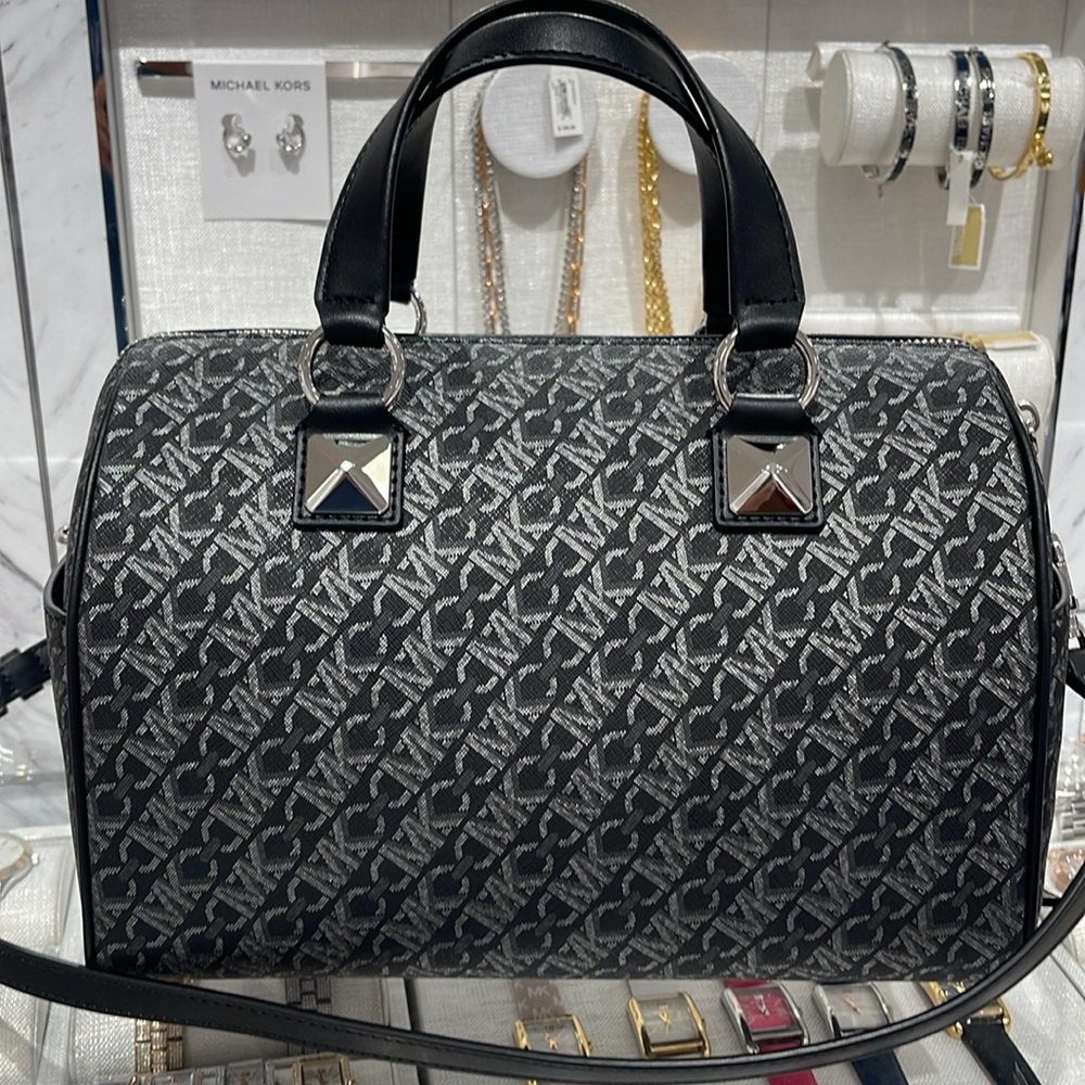 MICHAEL KORS Grayson Medium Metallic Empire Monogram Satchel
NWT - Picture 8 of 16